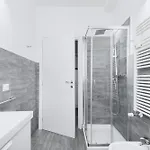 Easylife - Moderno E Luminoso In Repubblica * Mediolan