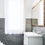 Easylife - Moderno E Luminoso In Repubblica *