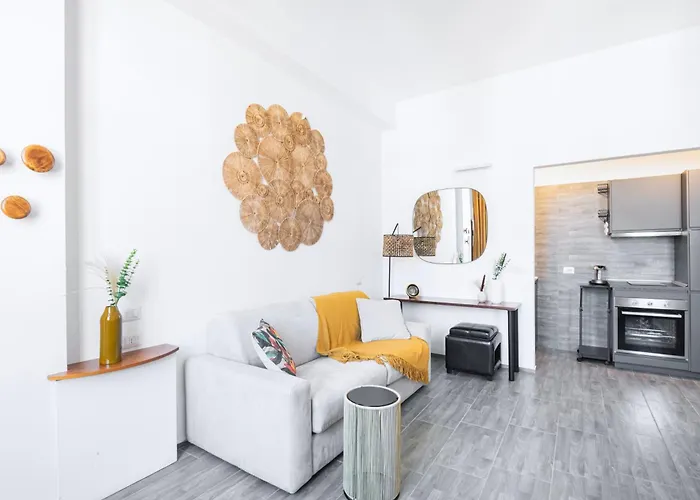 Easylife - Moderno E Luminoso In Repubblica アパート ミラノ