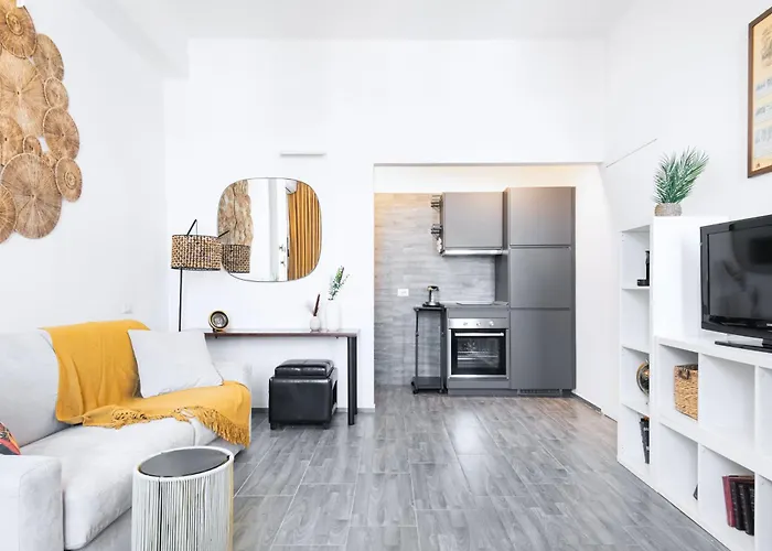 Easylife - Moderno E Luminoso In Repubblica