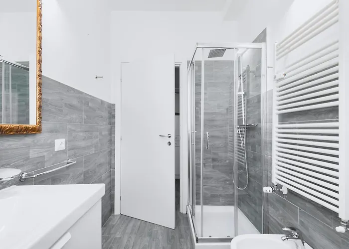 Easylife - Moderno E Luminoso In Repubblica * ミラノ